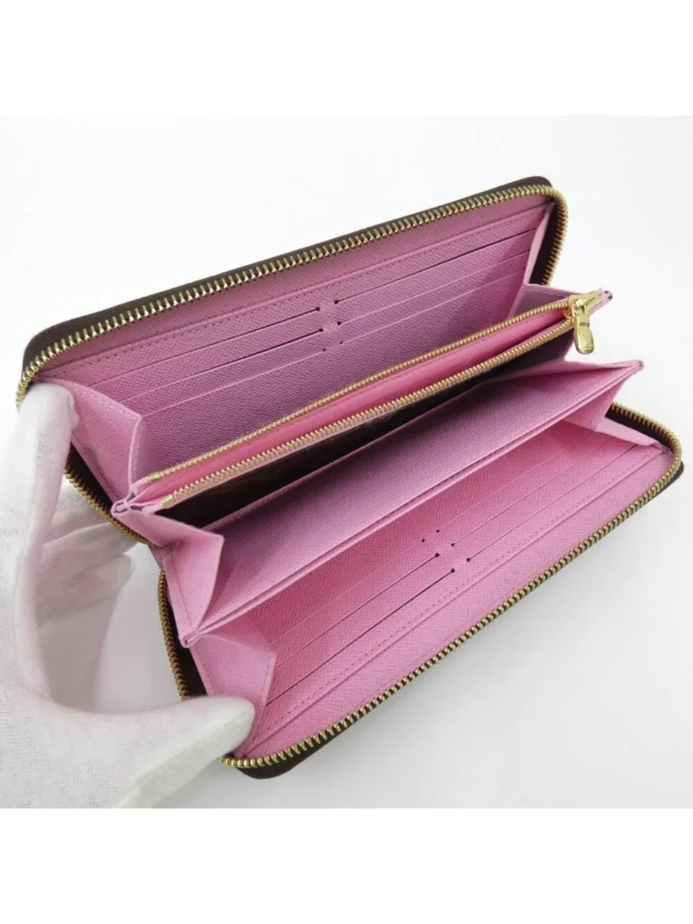 Louis Vuitton Monogram Zippy Wallet